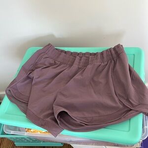 Athleta mesh racer run short